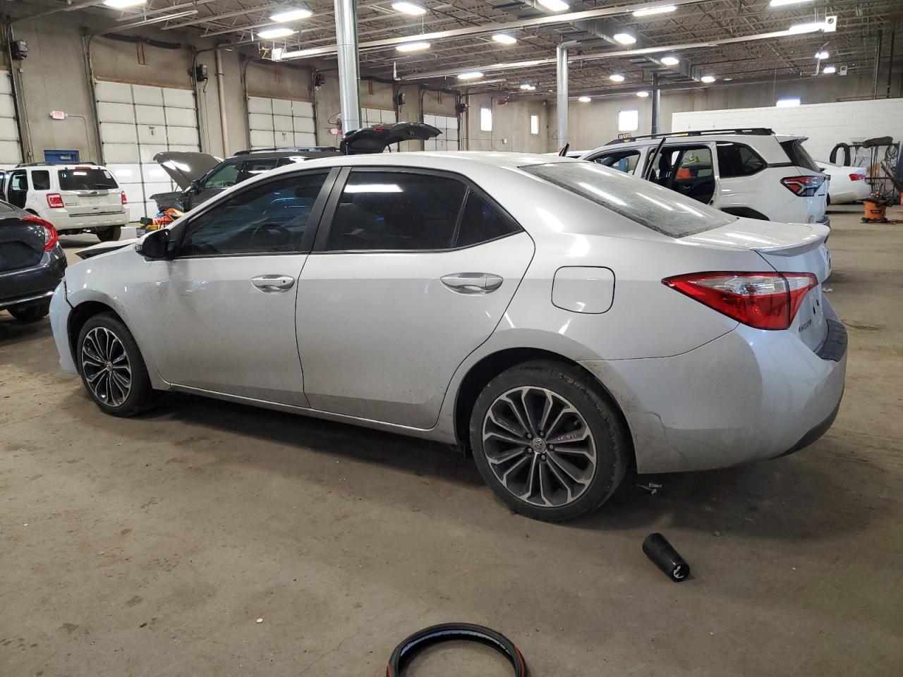 2014 TOYOTA COROLLA L - Фото 2