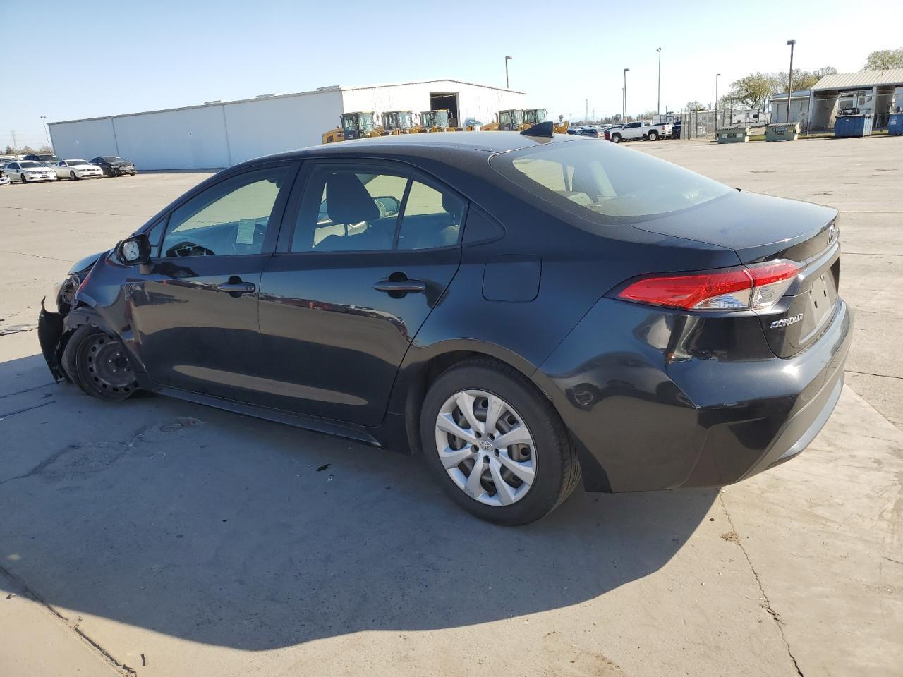 2020 TOYOTA COROLLA LE - Image 2