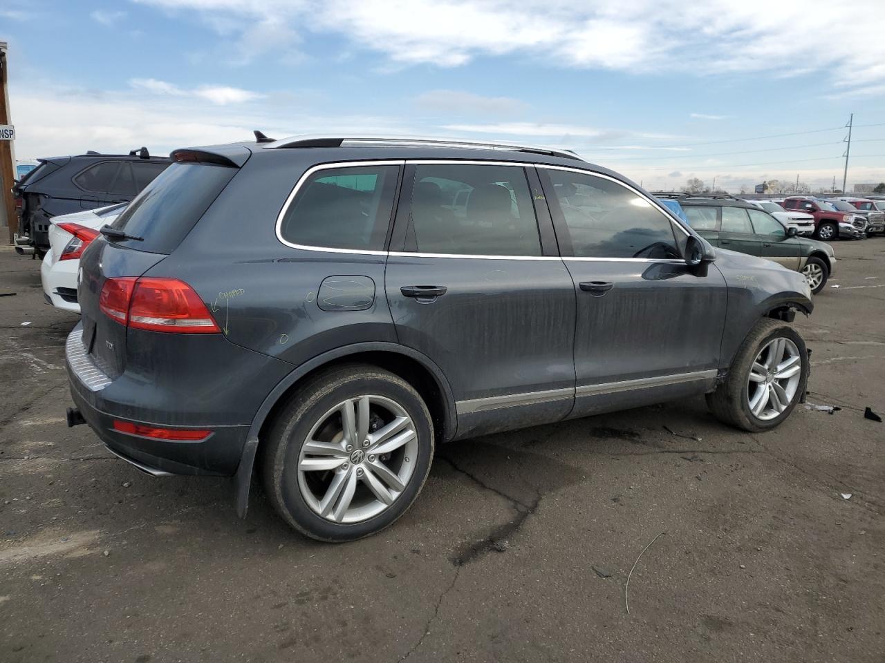 2011 VOLKSWAGEN TOUAREG V6 - Фото 3