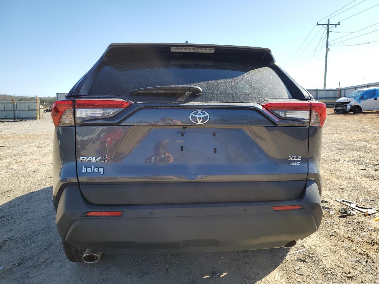 2024 TOYOTA RAV4 XLE P - Image 6