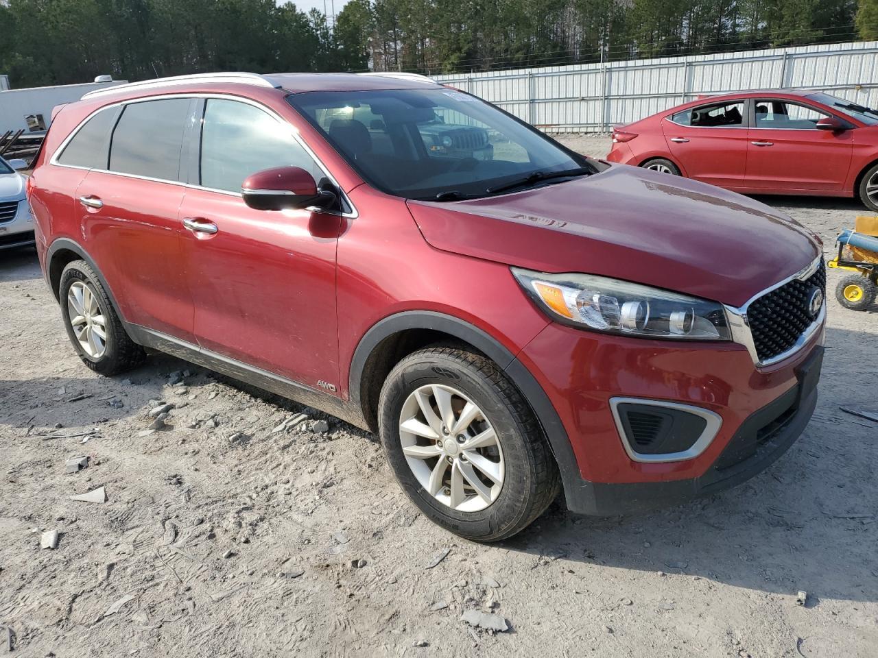 2017 KIA SORENTO LX - Image 4