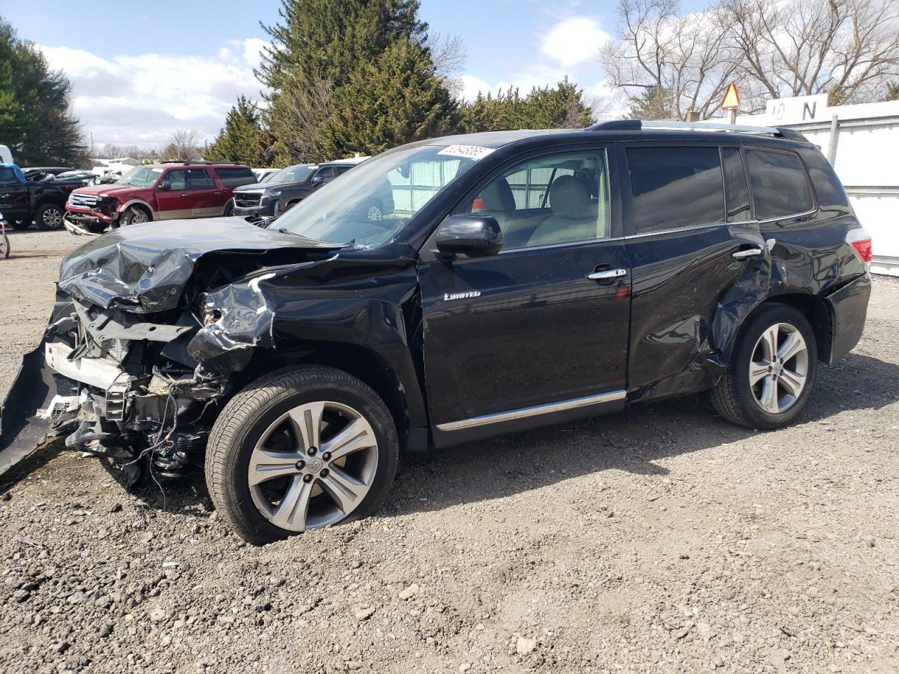2011 TOYOTA HIGHLANDER