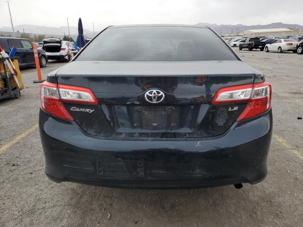 2014 TOYOTA CAMRY L - Image 6