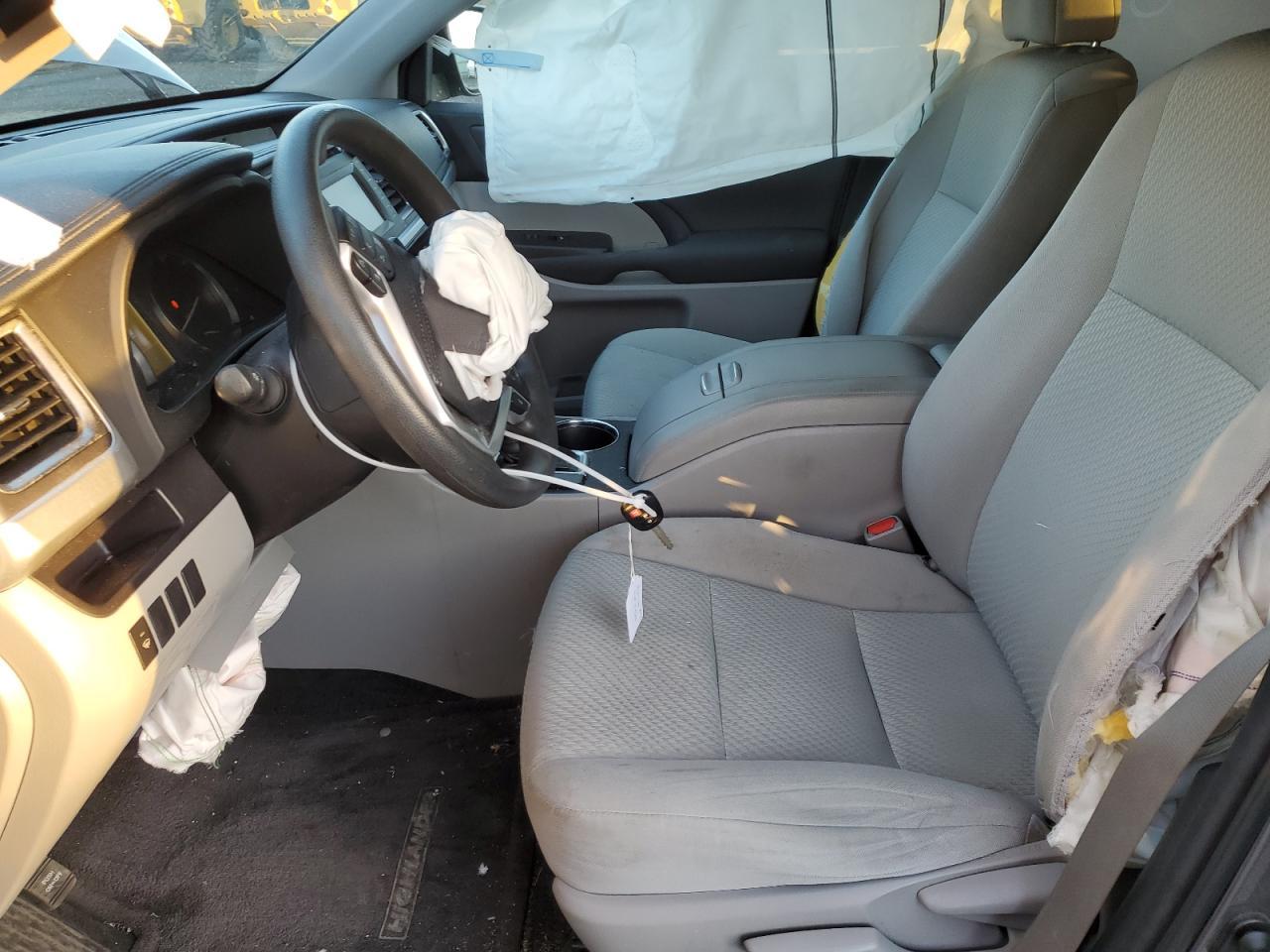 2015 TOYOTA HIGHLANDER - Фото 7