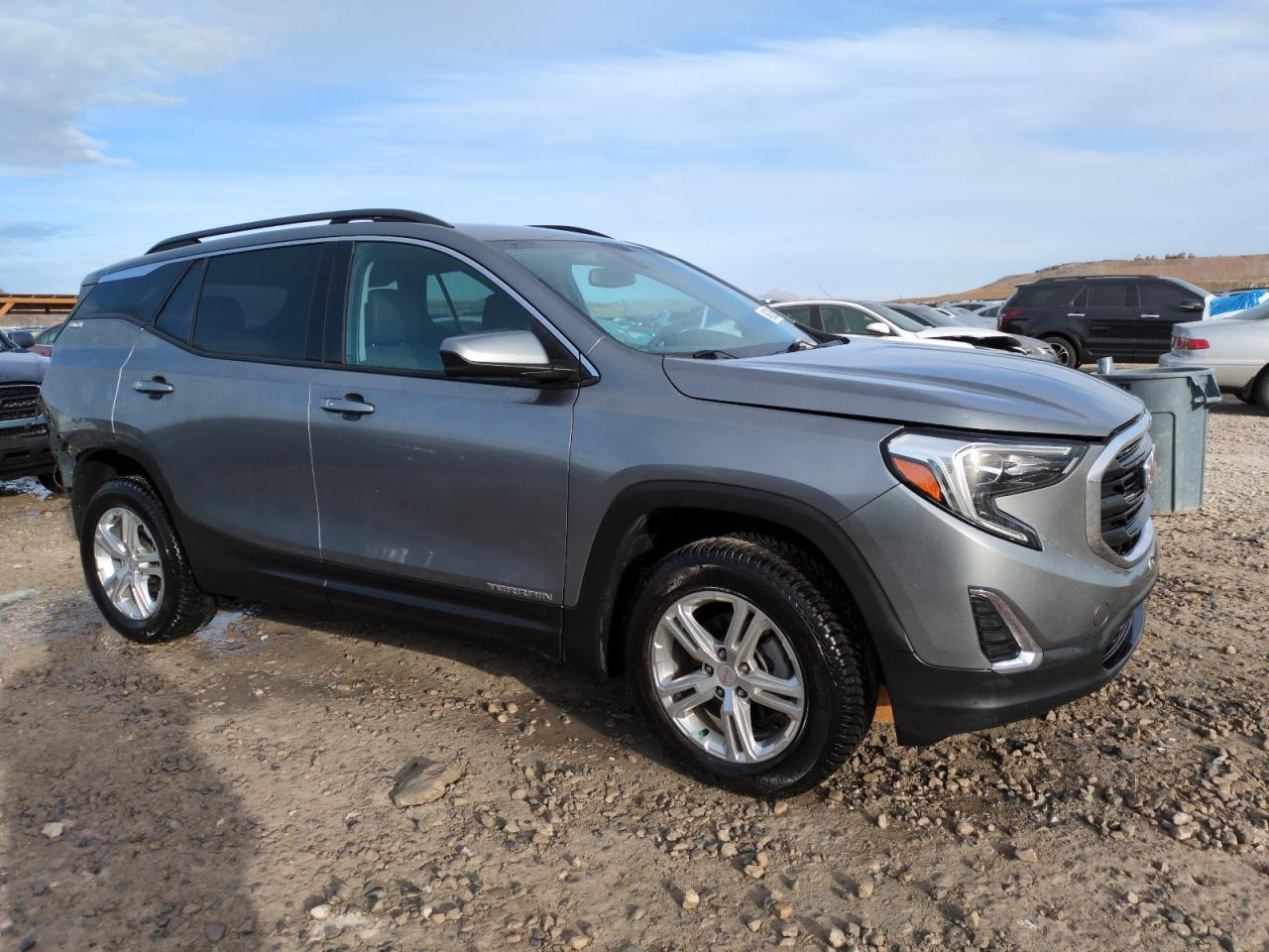 2019 GMC TERRAIN SL - Image 4