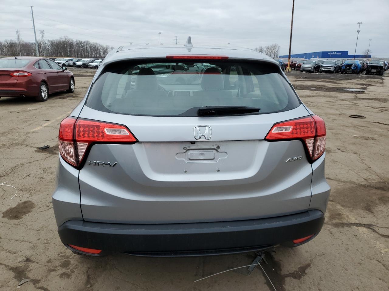 2018 HONDA HR-V LX - Image 6