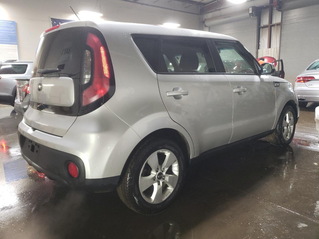 2019 KIA SOUL - Фото 3