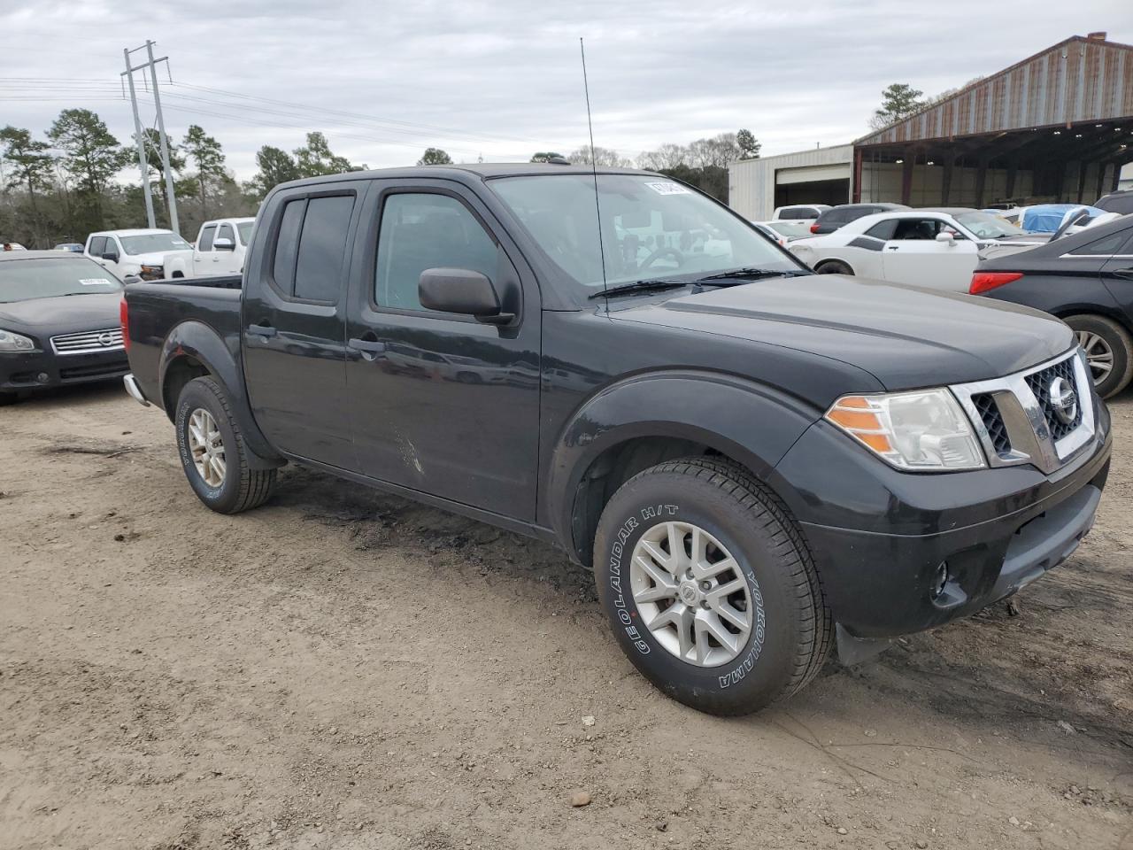 2017 NISSAN FRONTIER S - Image 4