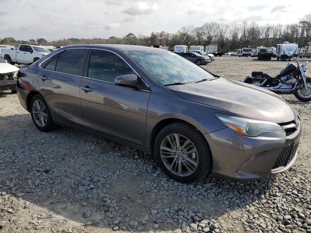 2015 TOYOTA CAMRY LE - Фото 4