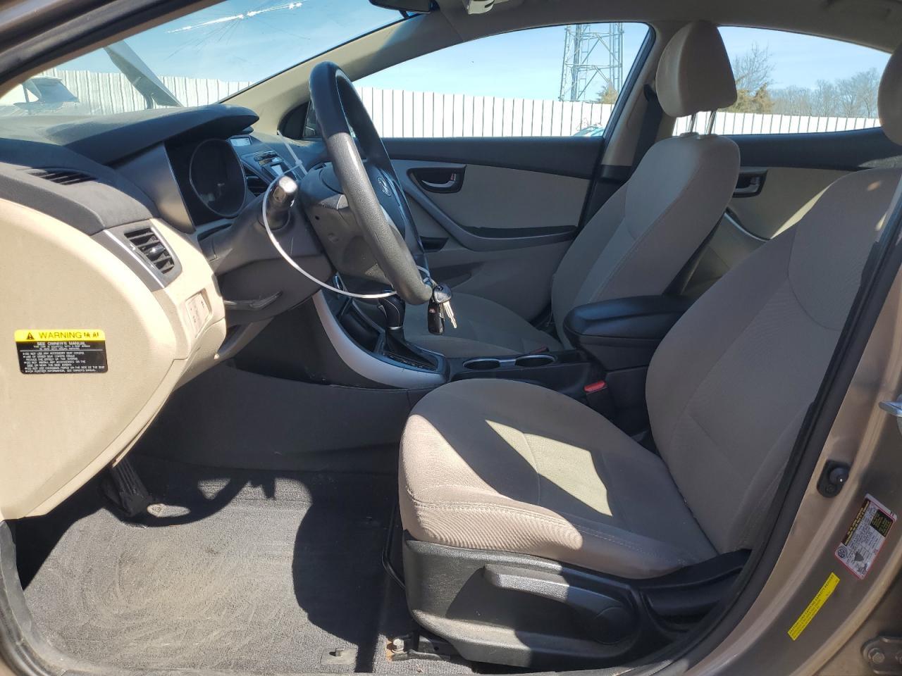 2014 HYUNDAI ELANTRA SE - Image 7