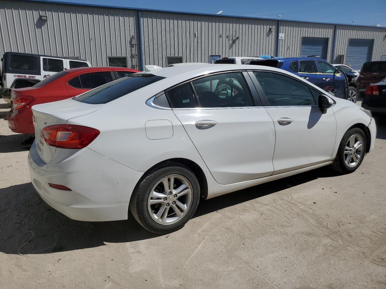 2017 CHEVROLET CRUZE LT - Фото 3