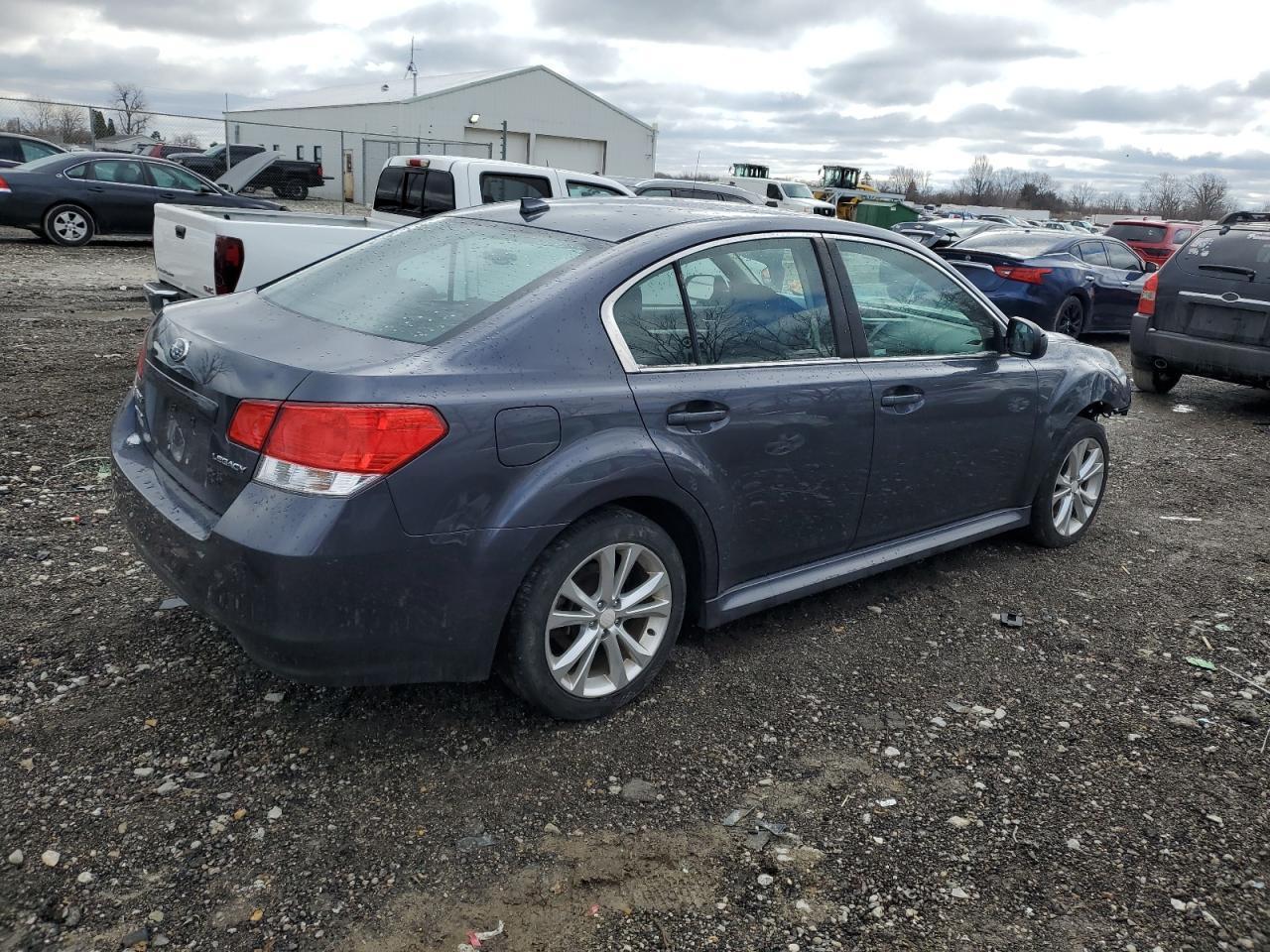 2014 SUBARU LEGACY 2.5 - Image 3