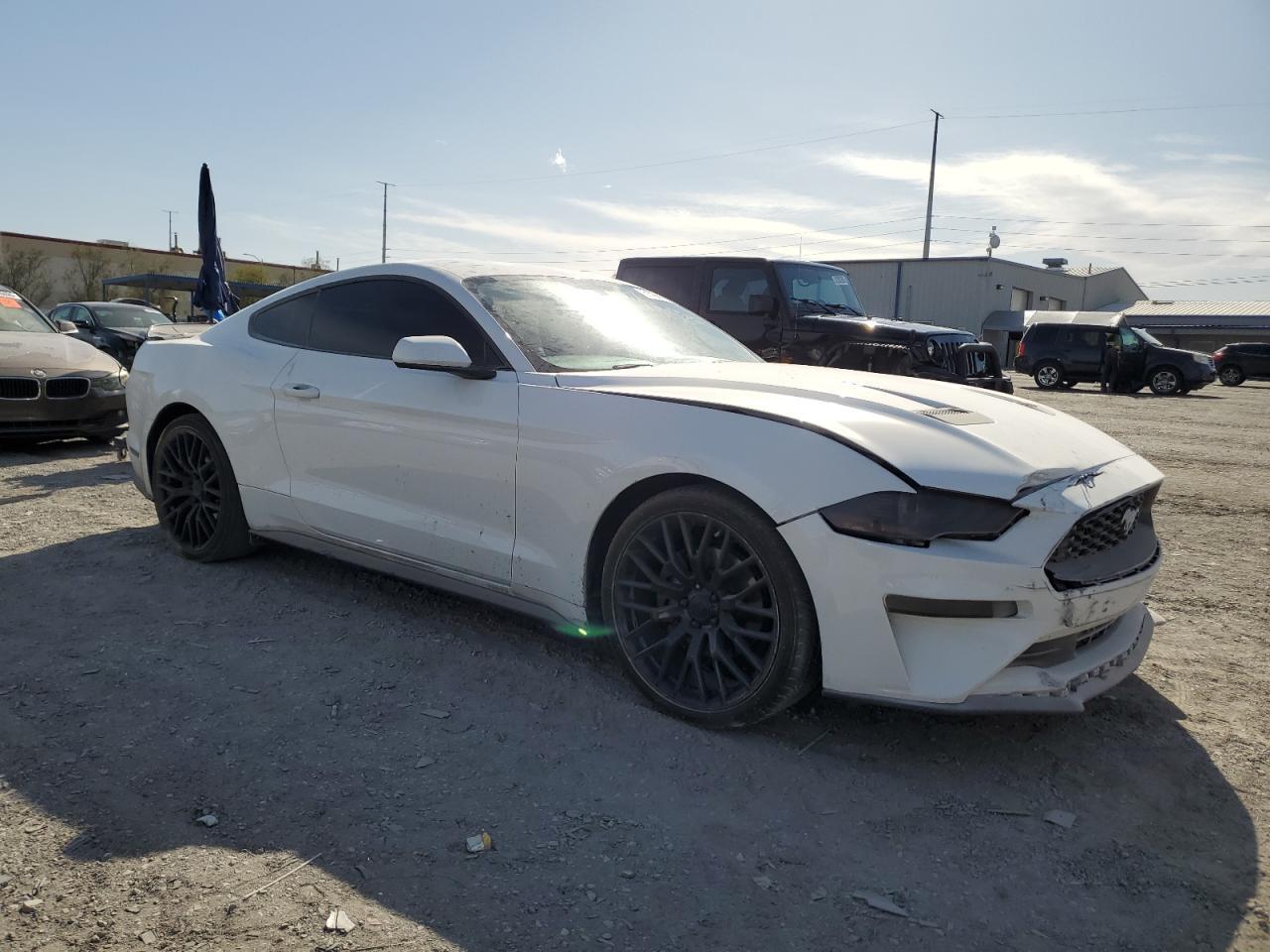 2018 FORD MUSTANG - Фото 4