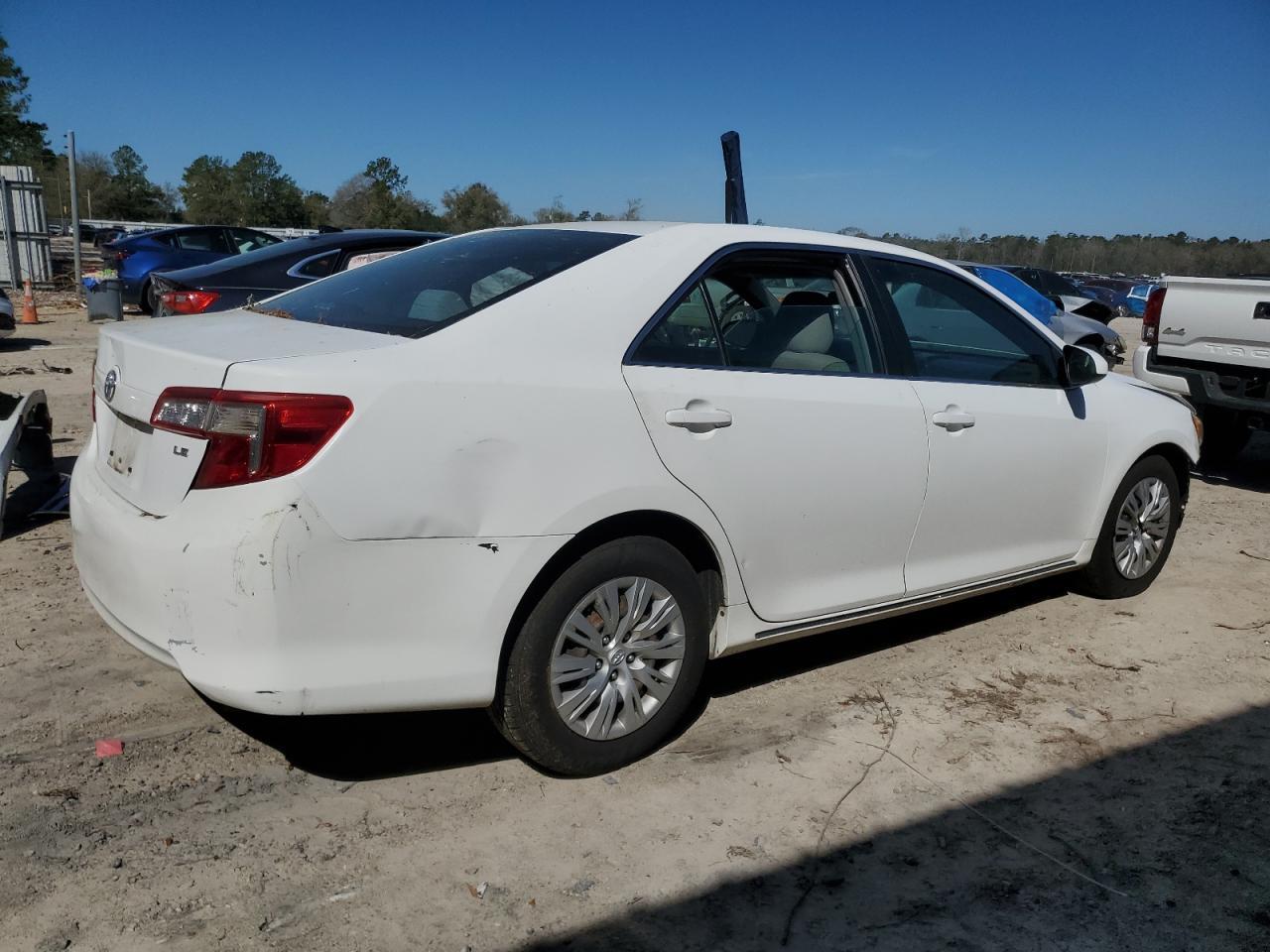 2012 TOYOTA CAMRY BASE - Фото 3