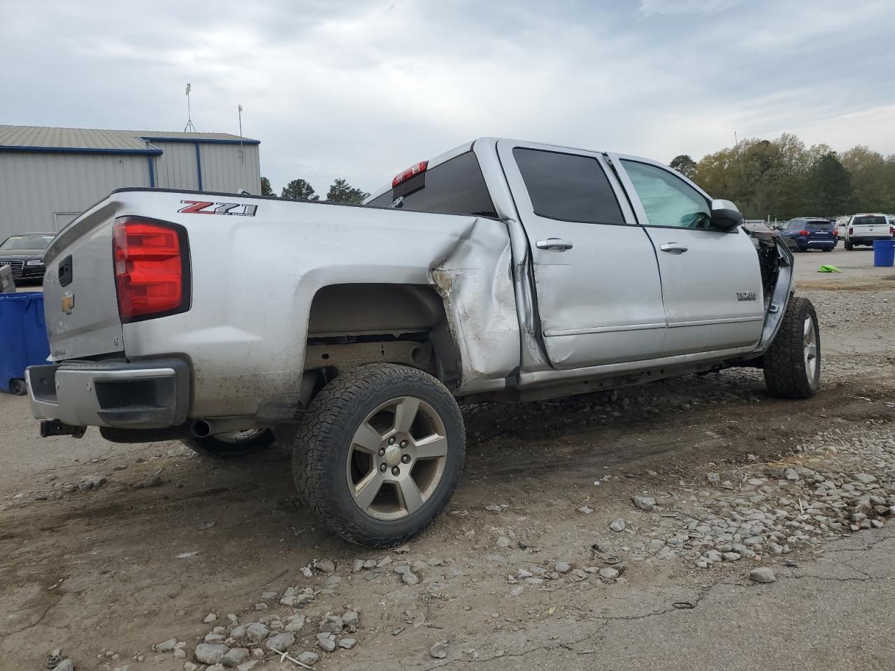 2018 CHEVROLET SILVERADO - Фото 3