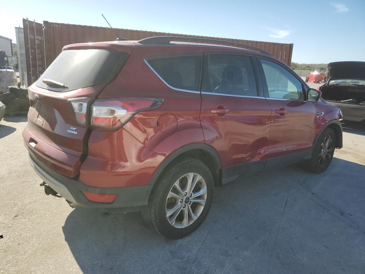 2017 FORD ESCAPE SE - Фото 3
