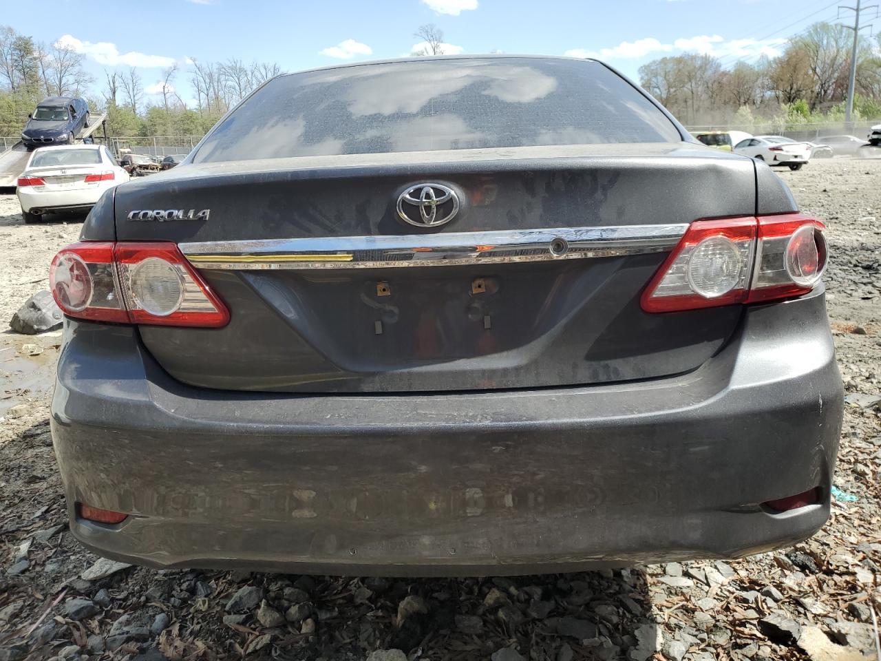 2013 TOYOTA COROLLA BA - Image 6