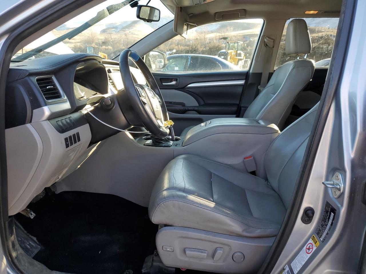 2015 TOYOTA HIGHLANDER - Фото 7