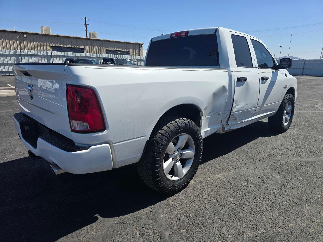 2014 RAM 1500 ST - Фото 4
