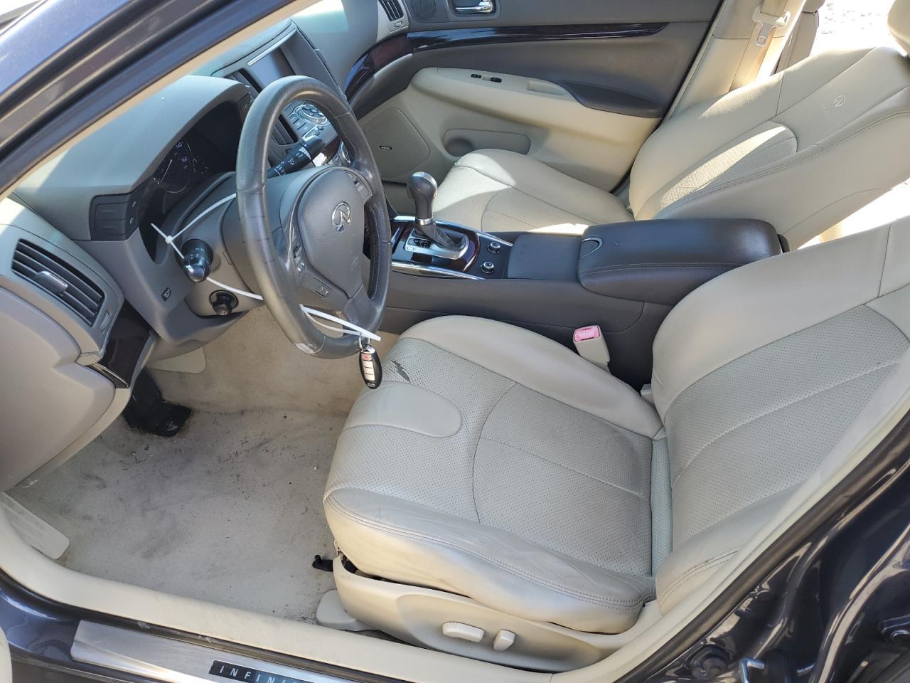 2011 INFINITI G37 BASE - Image 7