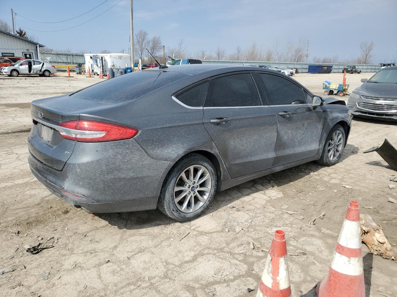 2017 FORD FUSION SE - Фото 3