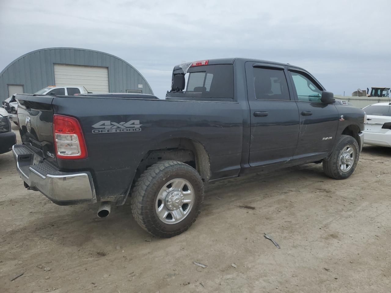 2022 RAM 2500 TRADE - Image 3