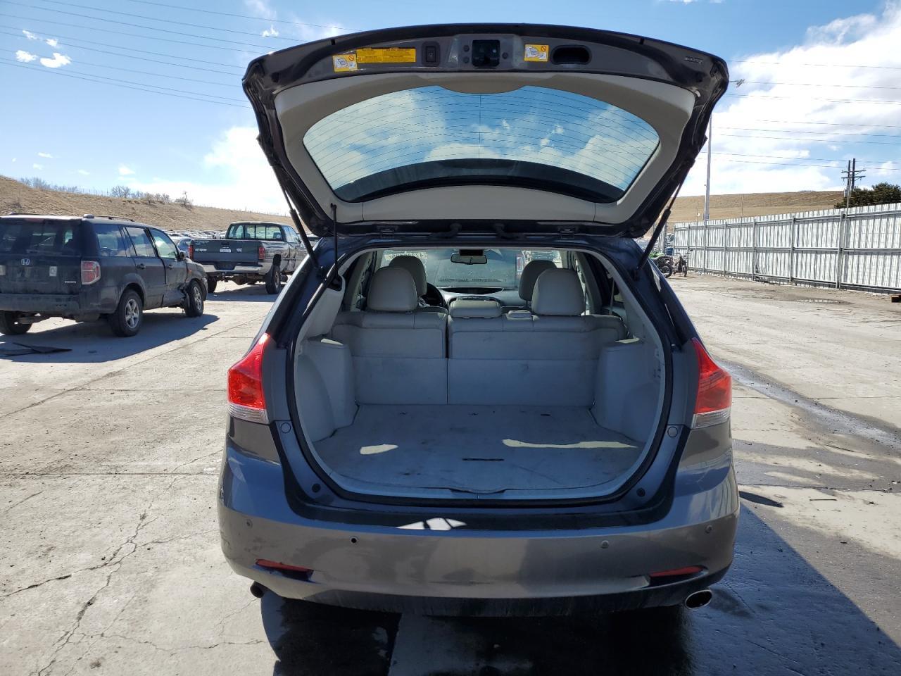 2012 TOYOTA VENZA LE - Фото 6