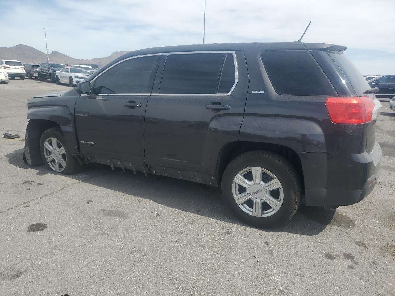 2014 GMC TERRAIN SL - Image 2