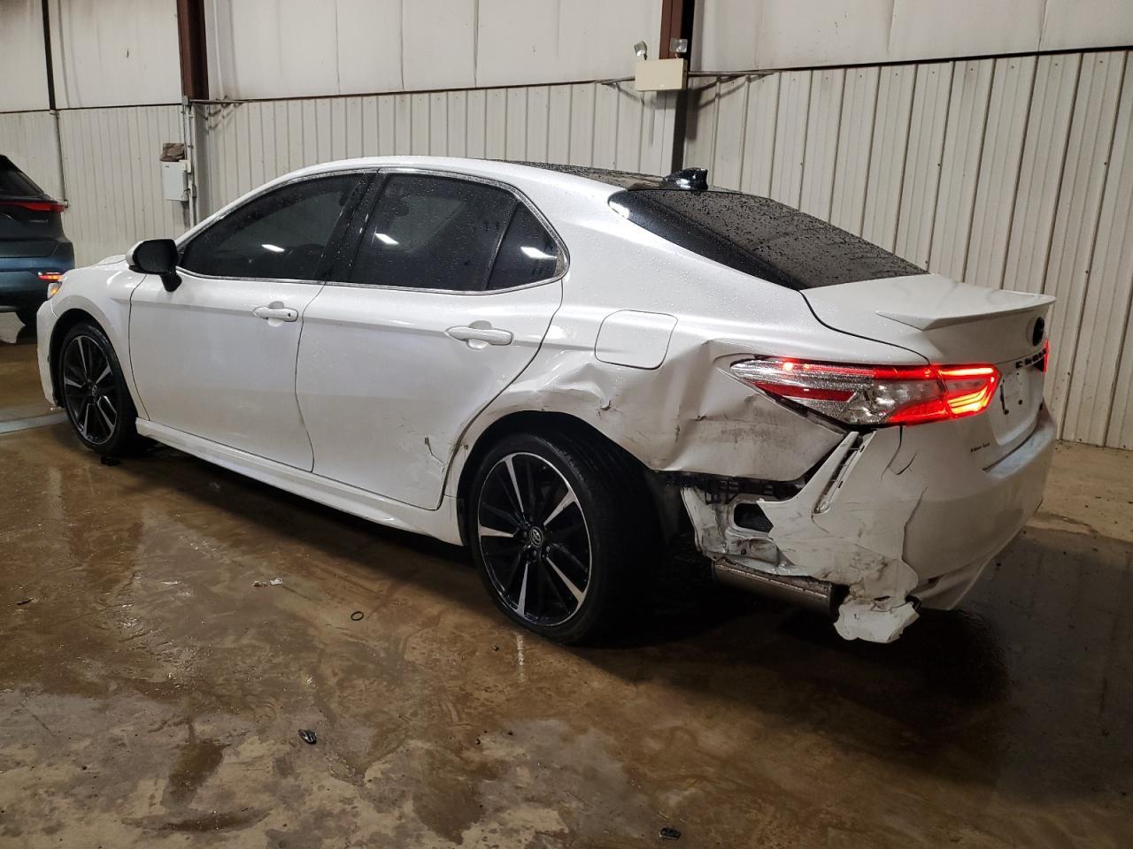 2019 TOYOTA CAMRY XSE - Фото 2