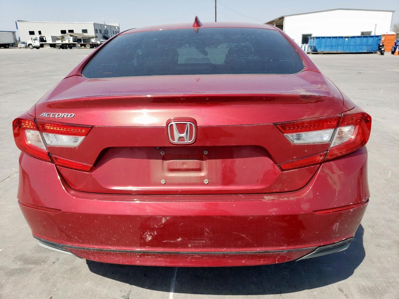2018 HONDA ACCORD LX - Image 6