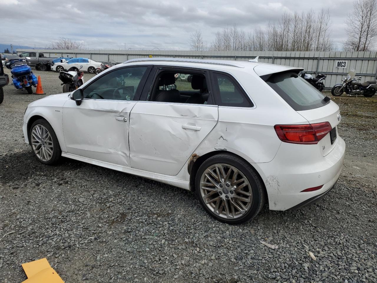 2018 AUDI A3 E-TRON - Image 2