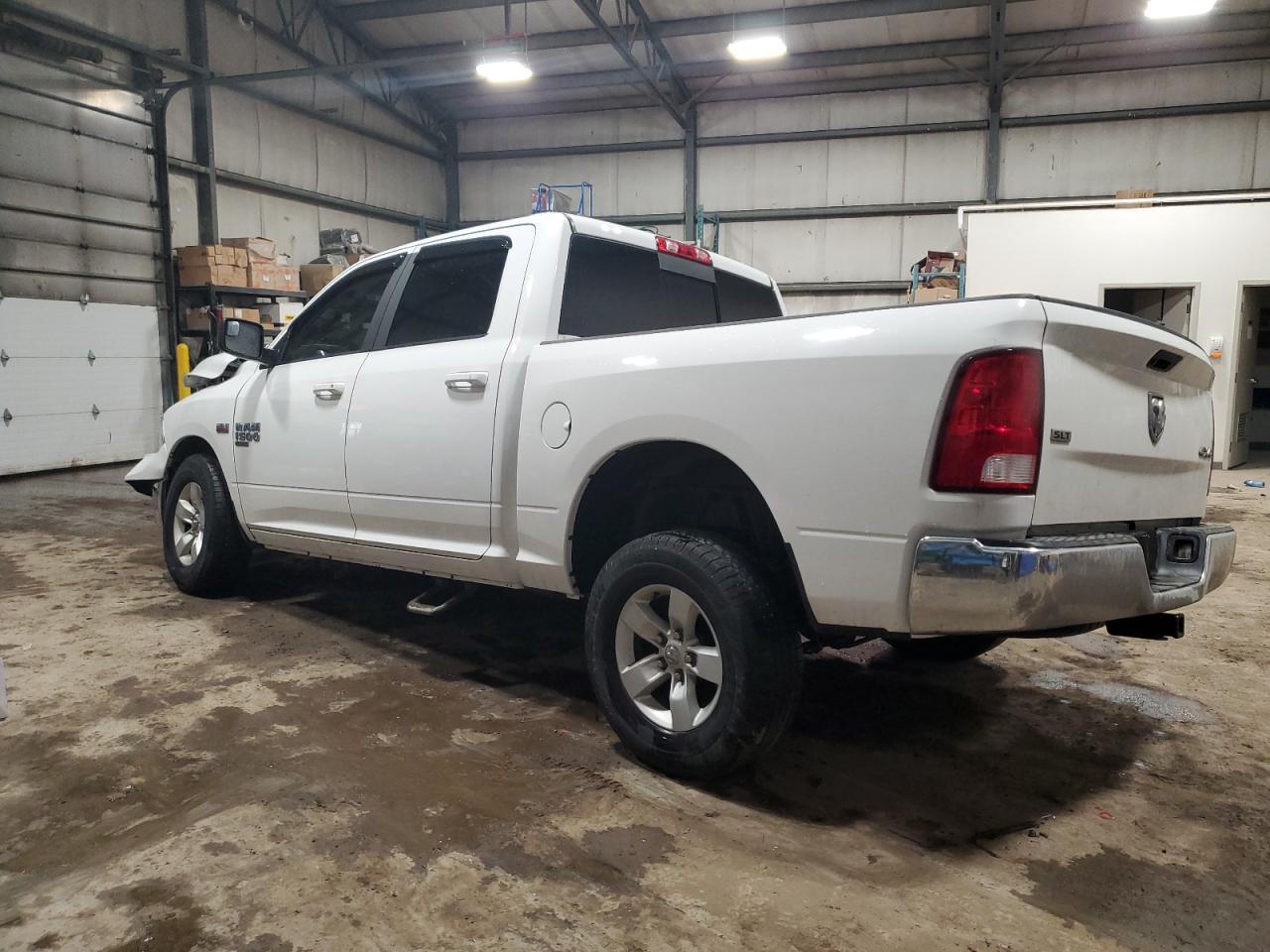 2019 RAM 1500 CLASS - Фото 2