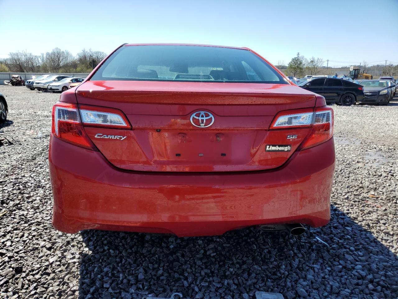 2014 TOYOTA CAMRY L - Image 6