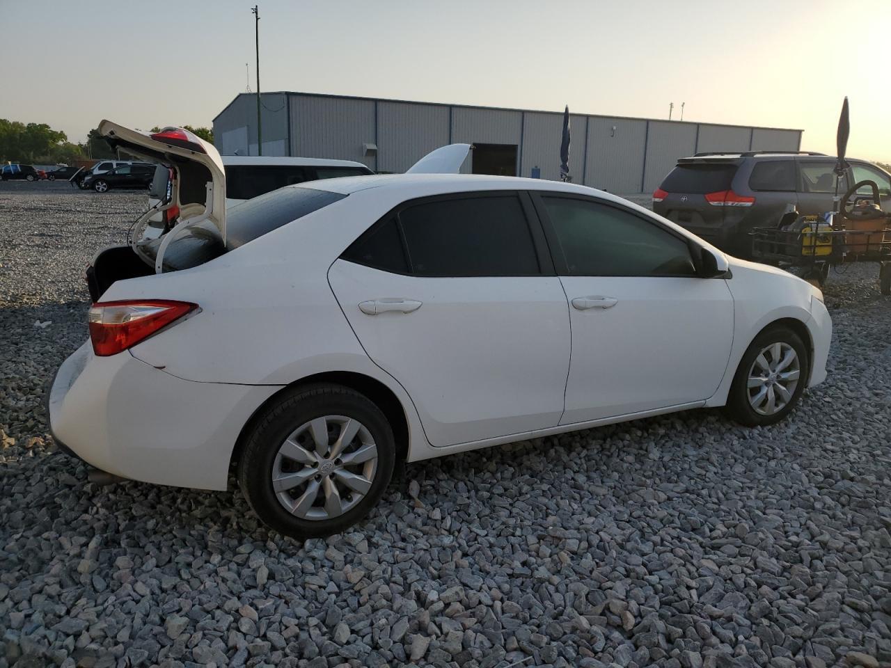 2014 TOYOTA COROLLA L - Image 3