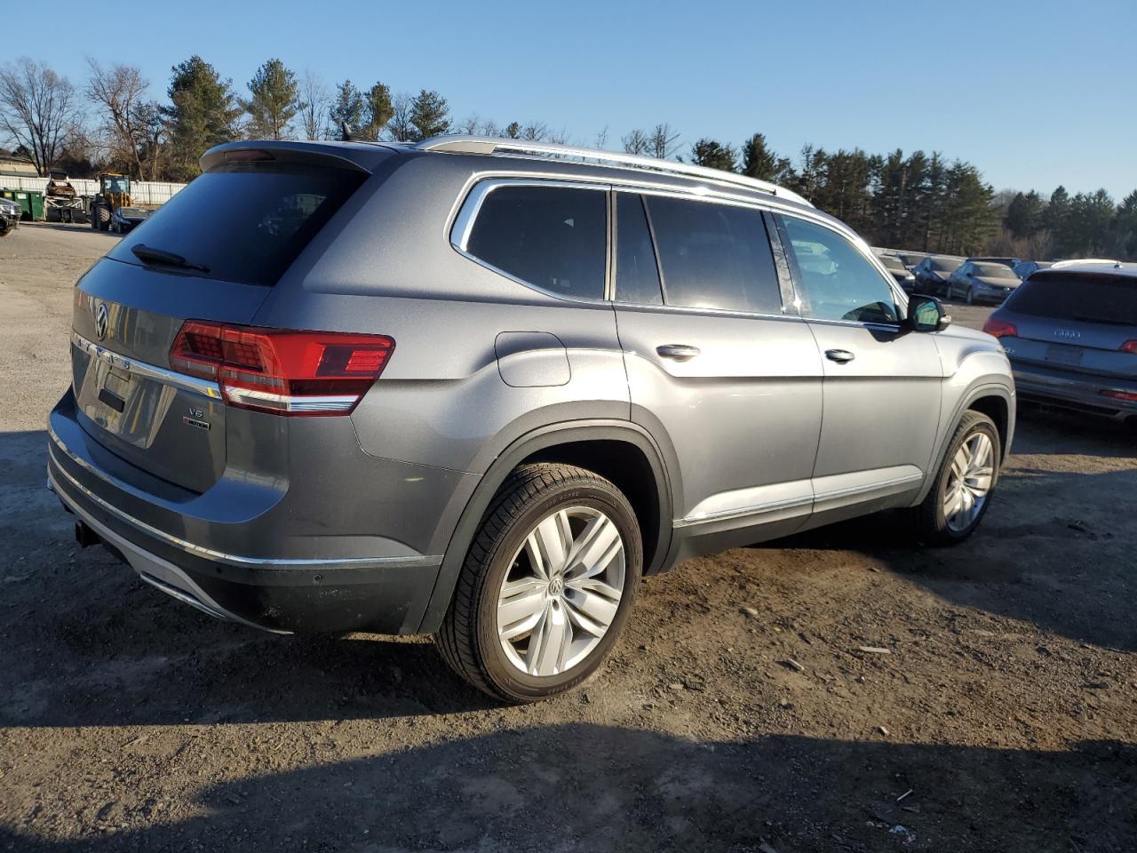 2018 VOLKSWAGEN ATLAS SEL - Image 3