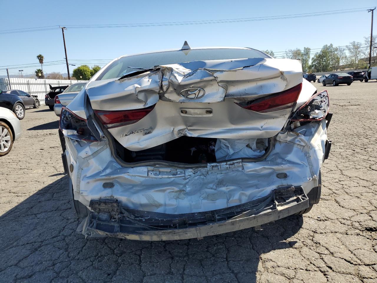 2017 HYUNDAI ELANTRA SE - Фото 6