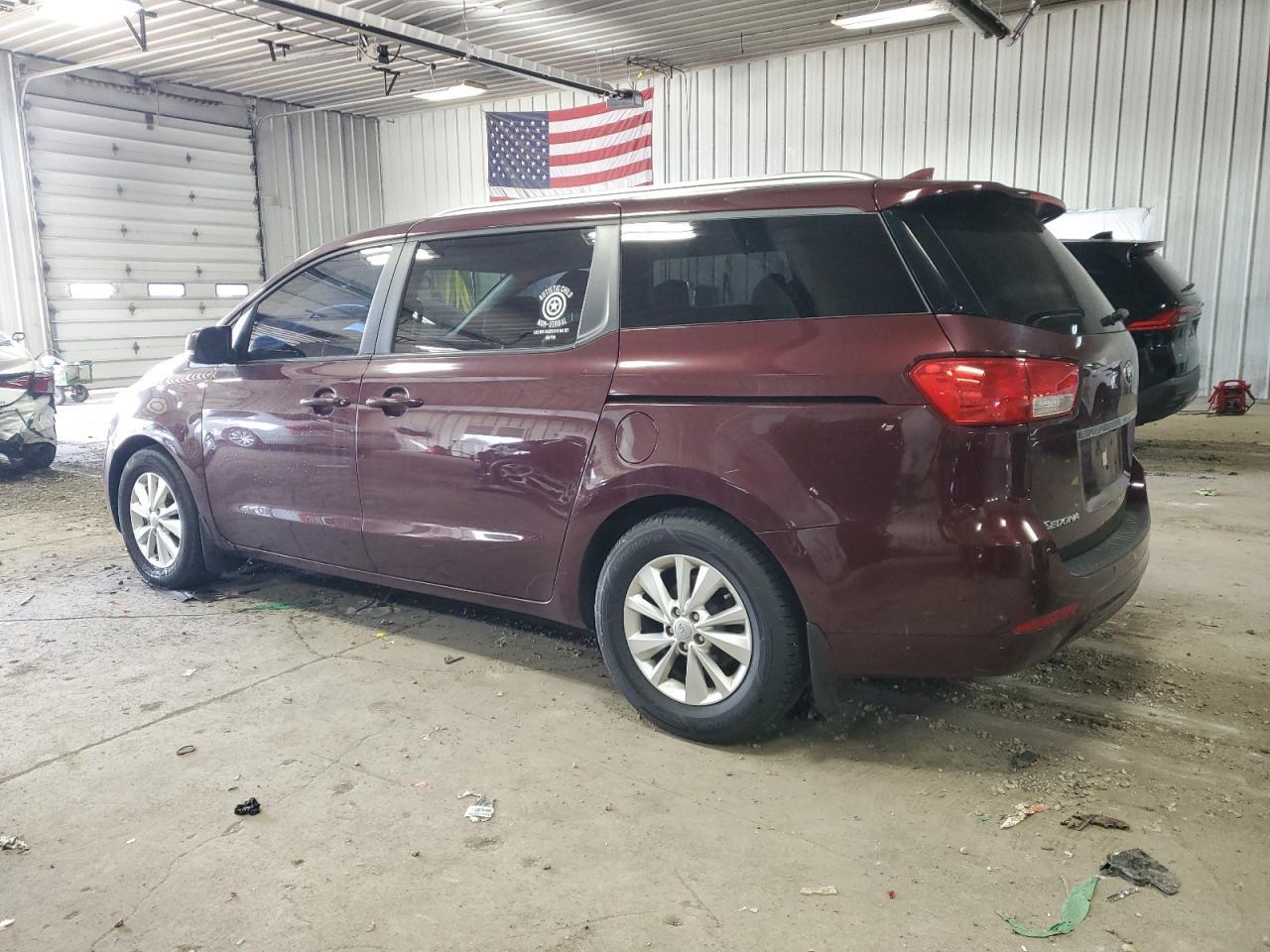 2016 KIA SEDONA LX - Image 2