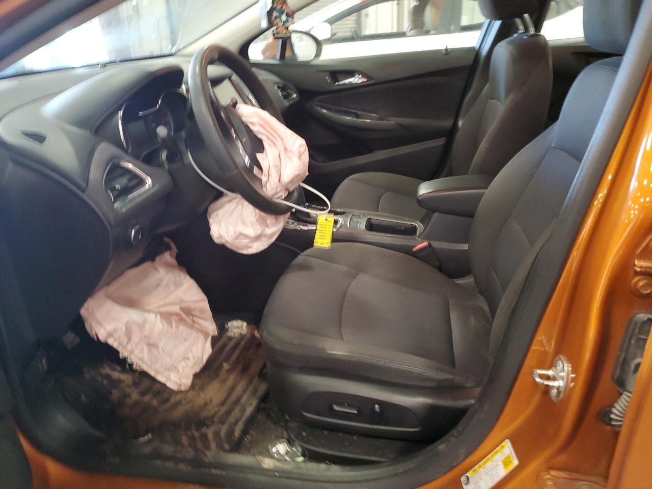 2017 CHEVROLET CRUZE LT - Image 7