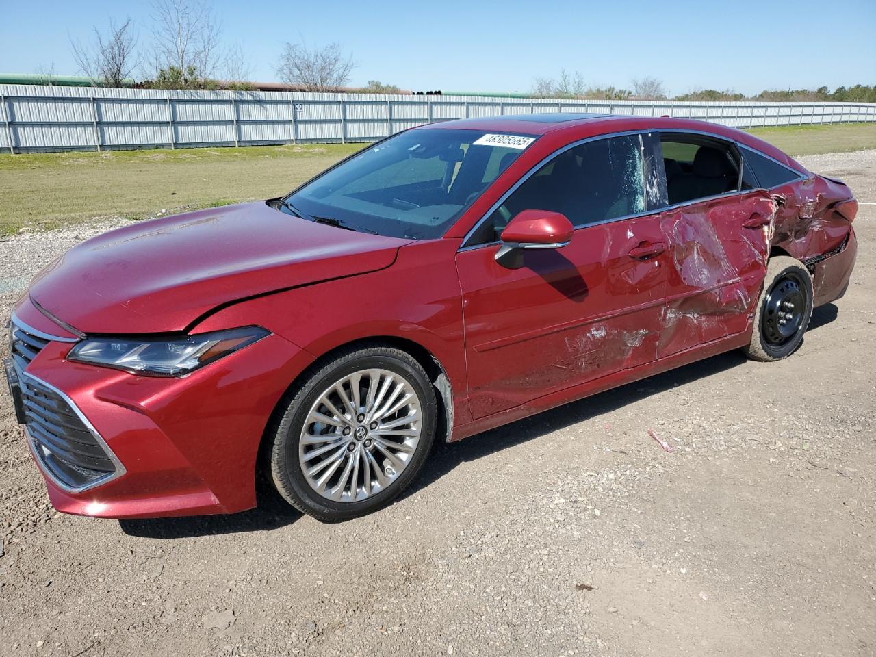 2019 TOYOTA AVALON XLE