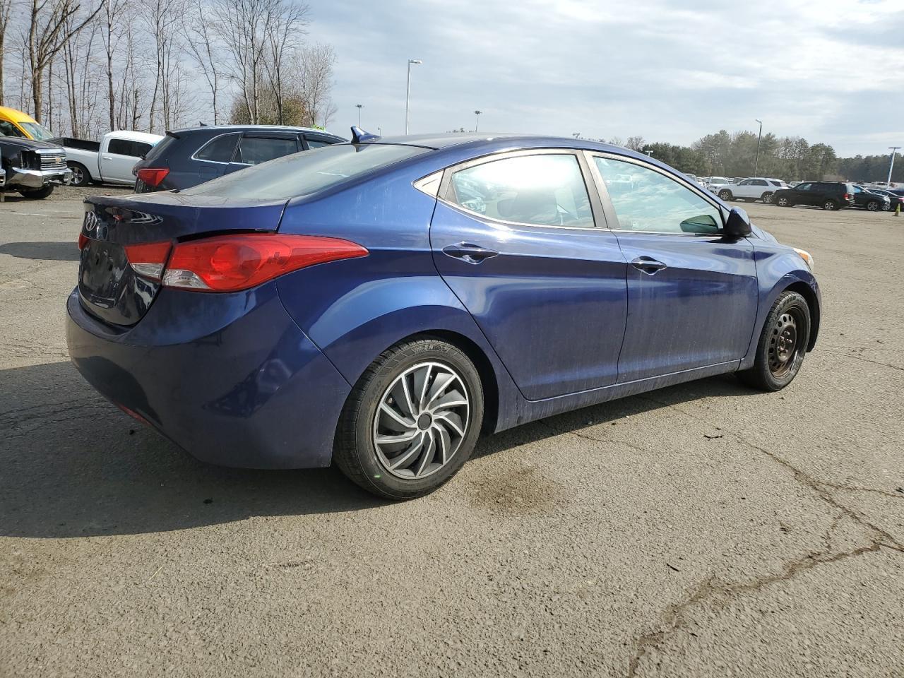 2011 HYUNDAI ELANTRA GL - Image 3