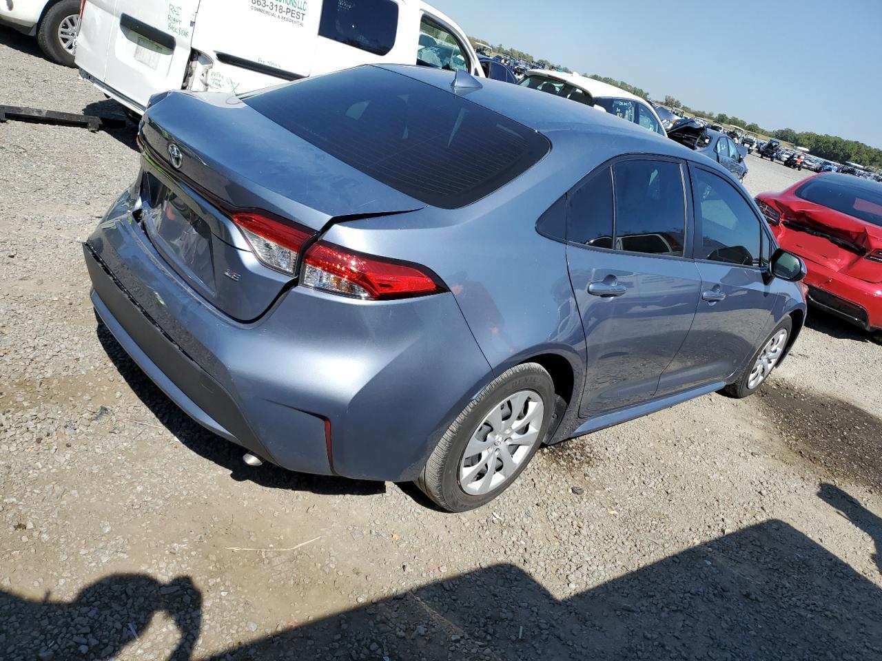 2022 TOYOTA COROLLA LE - Image 3