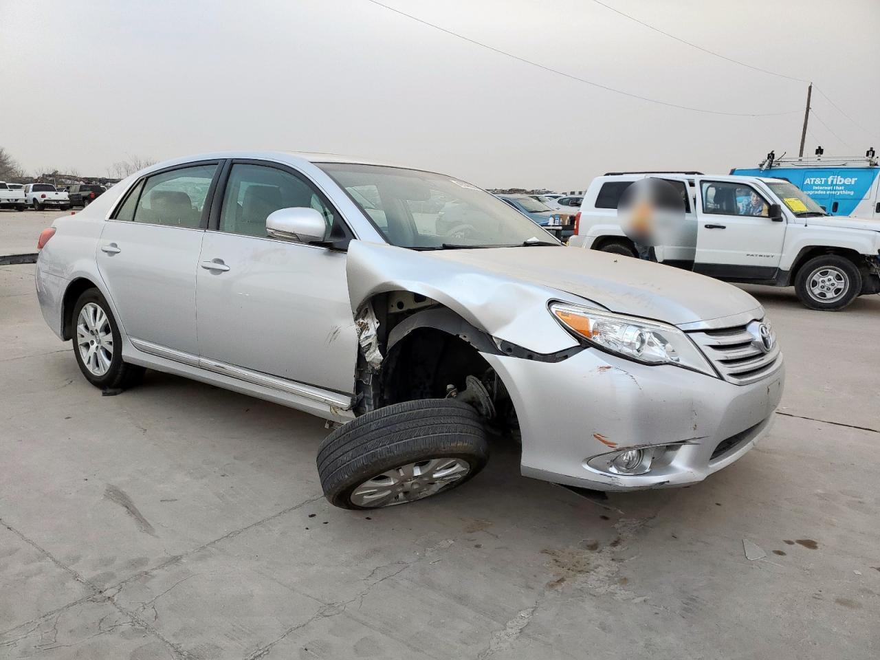 2011 TOYOTA AVALON BAS - Фото 4