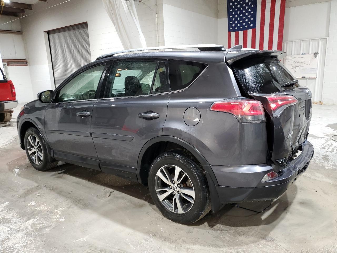 2017 TOYOTA RAV4 XLE - Image 2