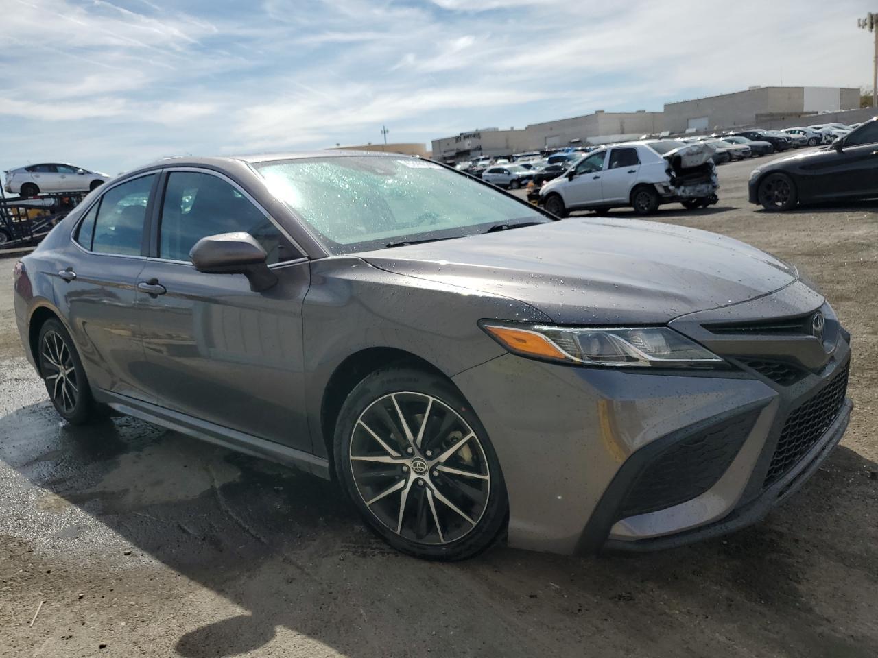 2021 TOYOTA CAMRY SE - Image 4