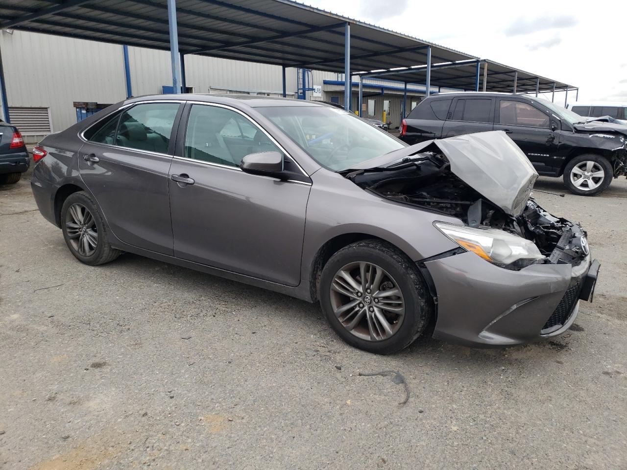 2017 TOYOTA CAMRY LE - Image 4