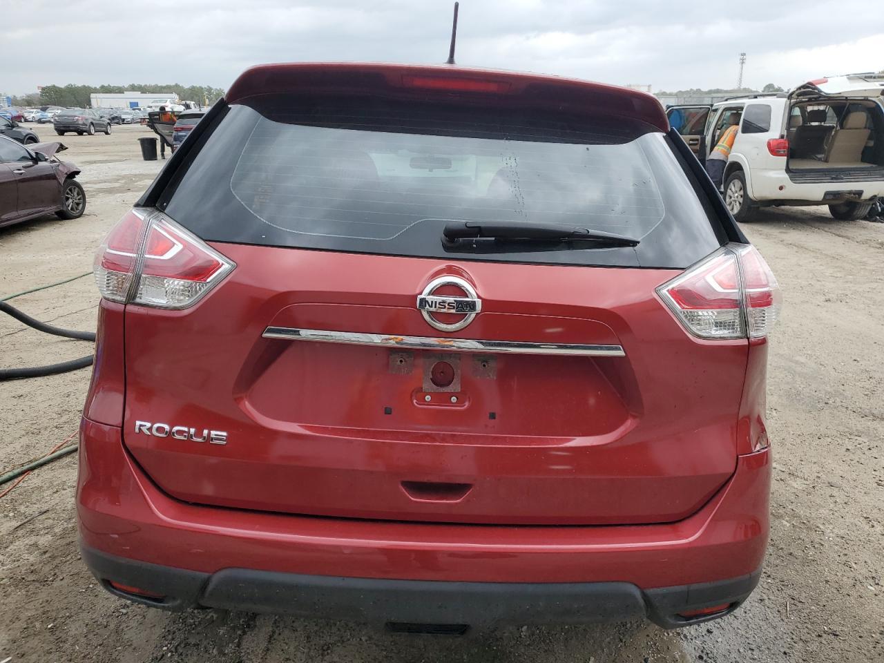 2016 NISSAN ROGUE S - Image 6