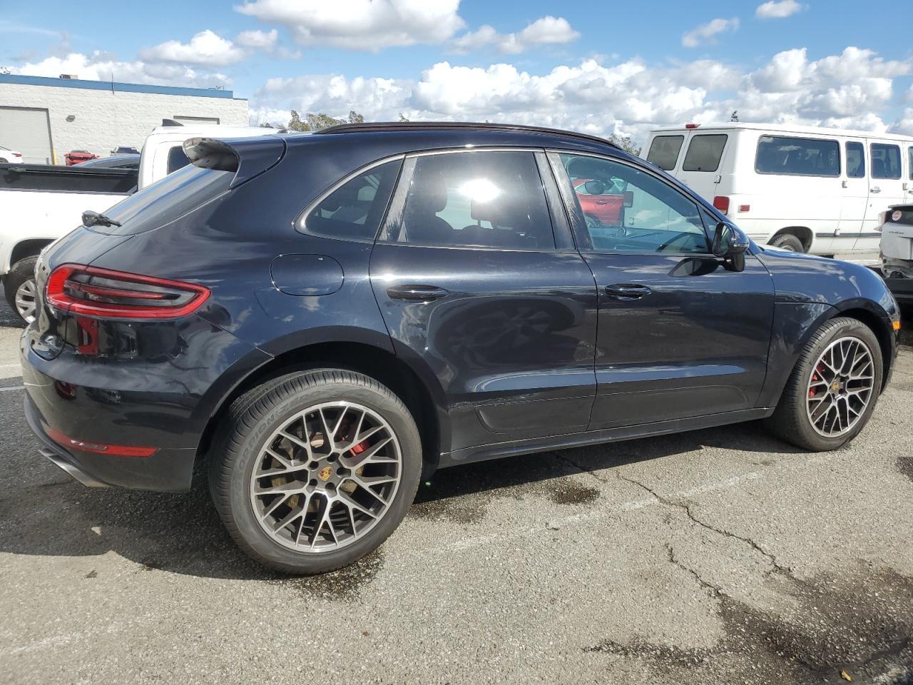2015 PORSCHE MACAN TURB - Фото 3