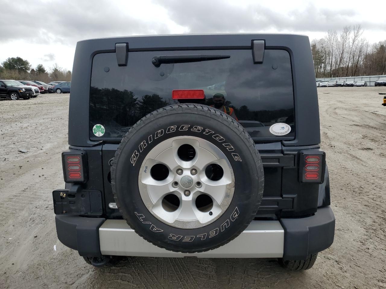 2015 JEEP WRANGLER U - Image 6