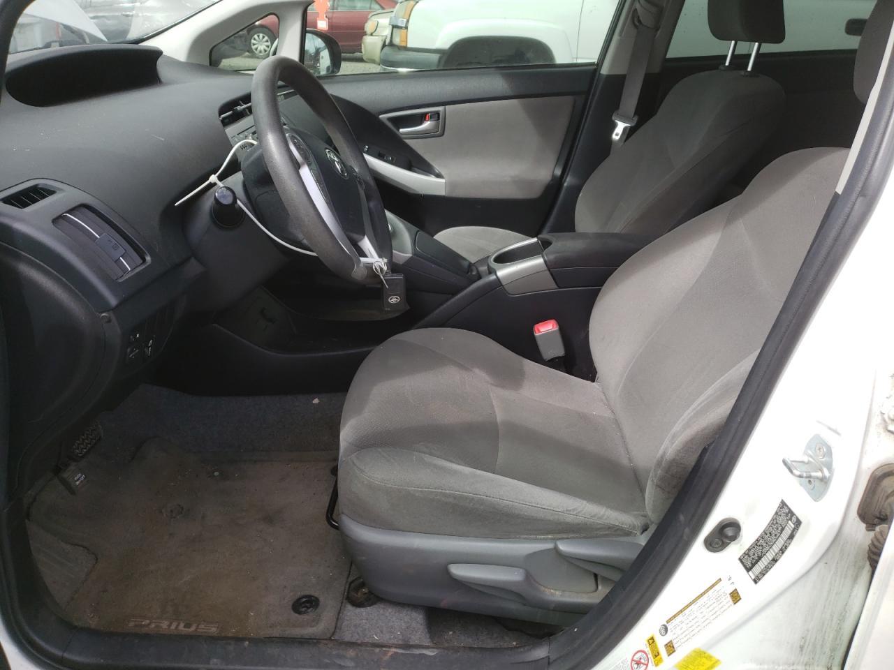2013 TOYOTA PRIUS - Фото 7