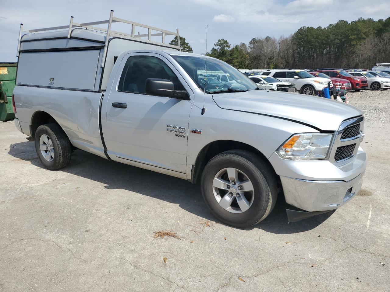 2019 RAM 1500 CLASS - Image 4